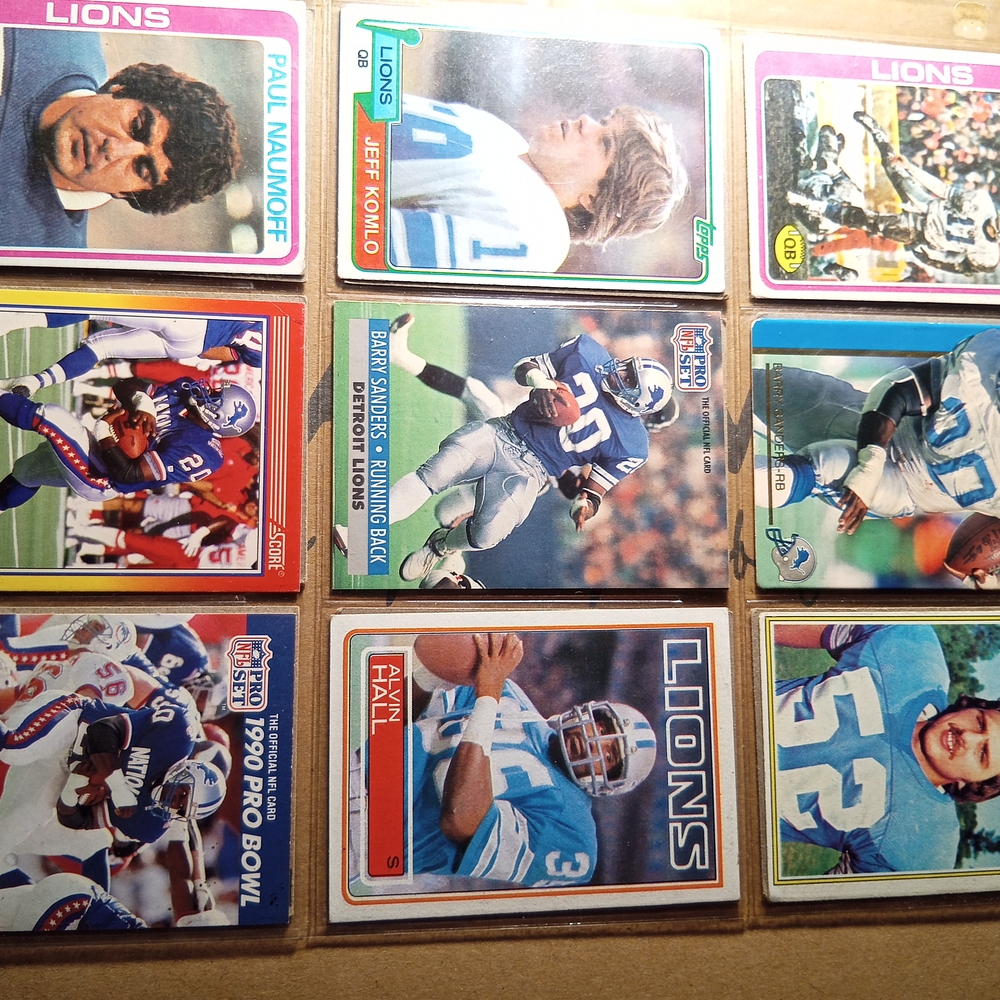 Vintage  Lions Football Trading Cards Collection